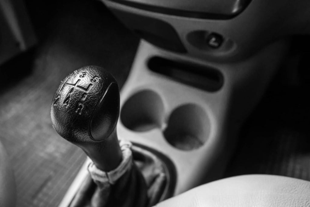 Motor Hills | Manual Driving Made Simple: A Beginner’s Guide