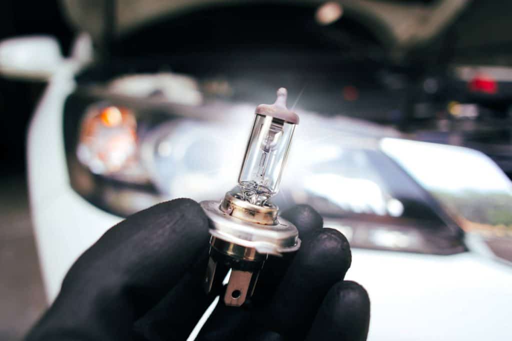 Motor Hills | Halogen vs. LED Headlights: Which One Is Right for Your Vehicle? Halogen headlight