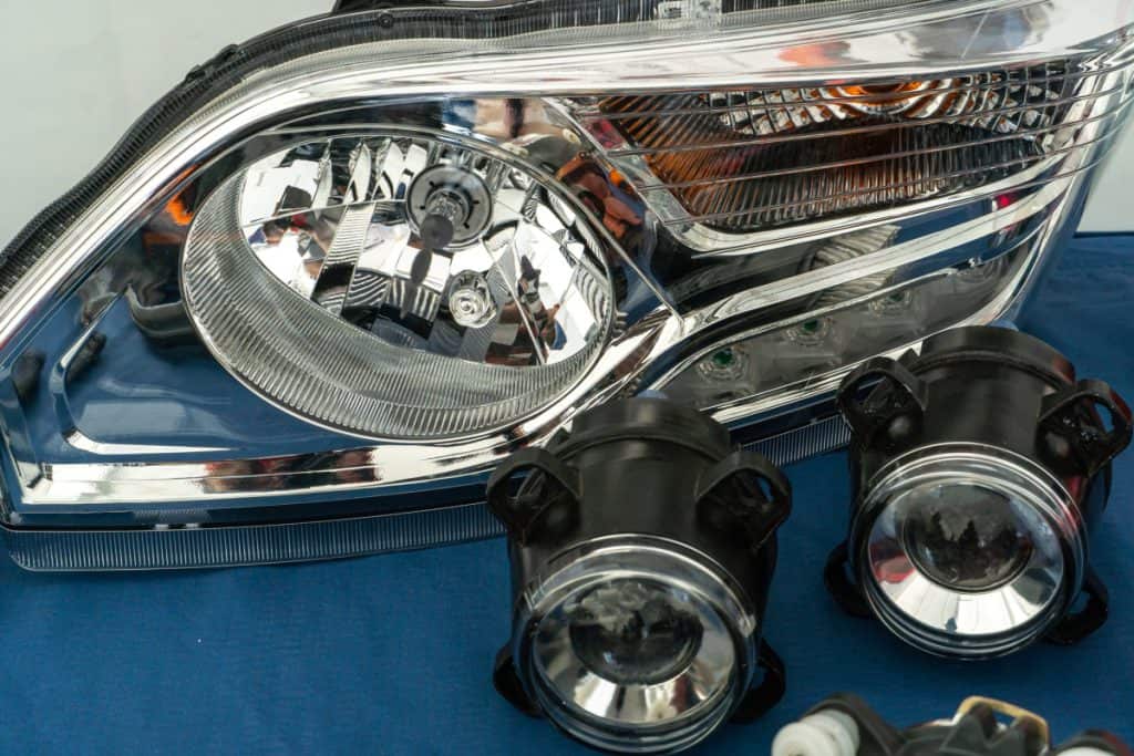 Motor Hills | Halogen vs. LED Headlights: Which One Is Right for Your Vehicle? Halogen Headlights