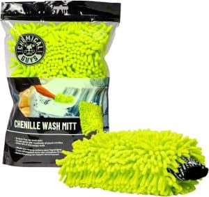 Motor Hills | How to Get a Showroom-Worthy Car Shine at Home Premium microfiber wash mitt