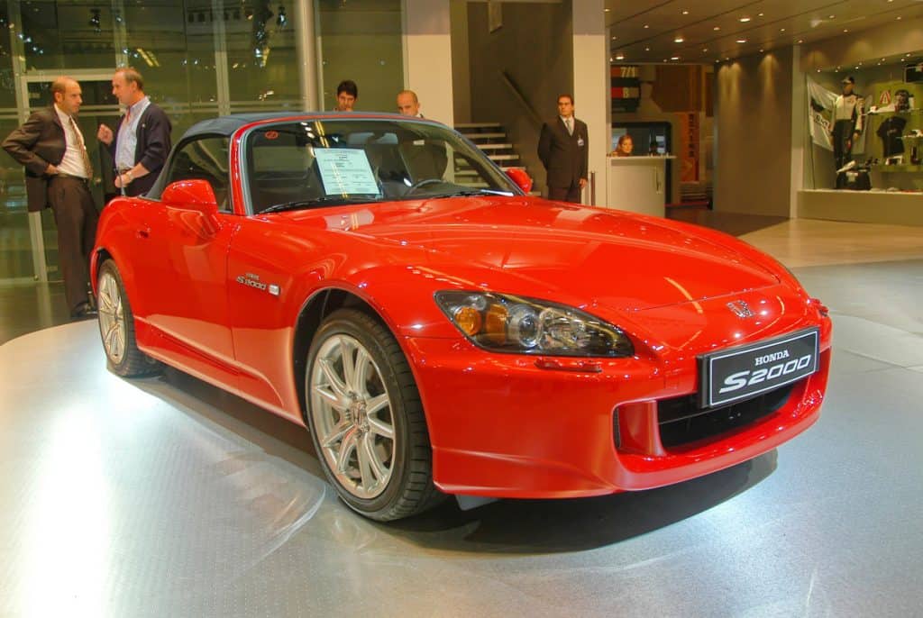 Motor Hills | K20Z Engine Swaps: 5 Cars That Transform With This Engine Honda s2000 - K20Z Engine swap
